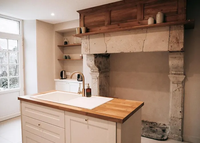 לינה וארוחת בוקר La 4*